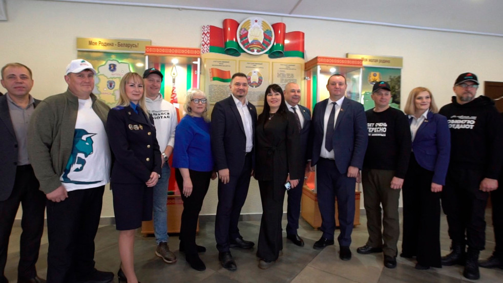 В интерактивном тире Могилевского областного кадетского училища прошел товарищеский турнир по стрельбе