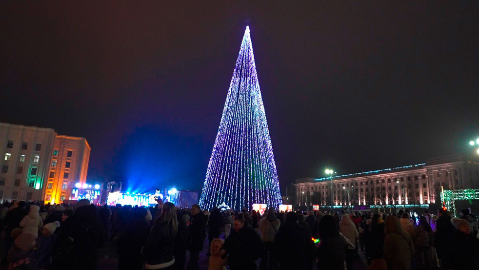 В новогоднюю ночь на площади Единства в Могилеве пройдет концерт с участием белорусских артистов