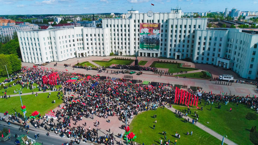 Более 50 тысяч человек стали участниками торжественного шествия, посвященного Дню Великой Победы
