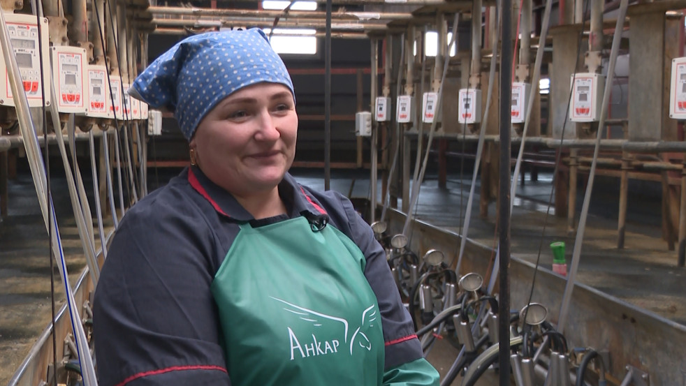 «Женщин тут любят и на руках носят»: как в «Колхозе «Родина» Белыничского района ценят труд женщин