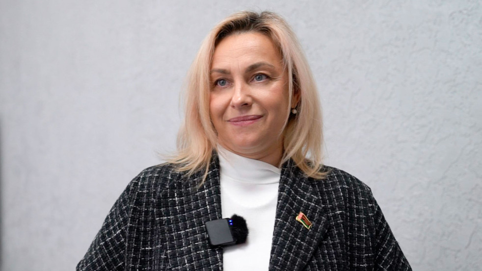Встреча с Еленой Прудниковой-Кирпичёнок прошла на Могилёвском автомобильном заводе имени Кирова