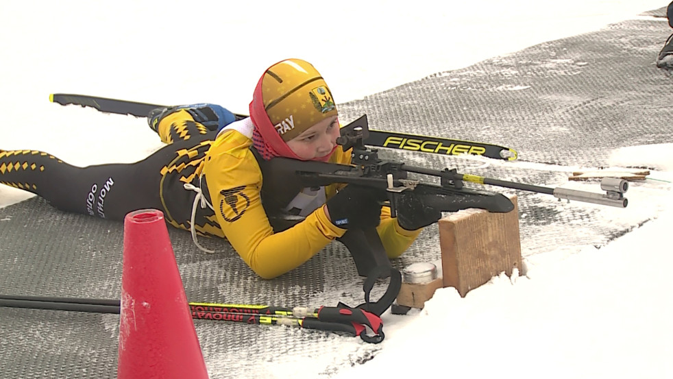 Около 300 ребят собрал областной этап соревнований среди детей и подростков по биатлону «Снежный снайпер»