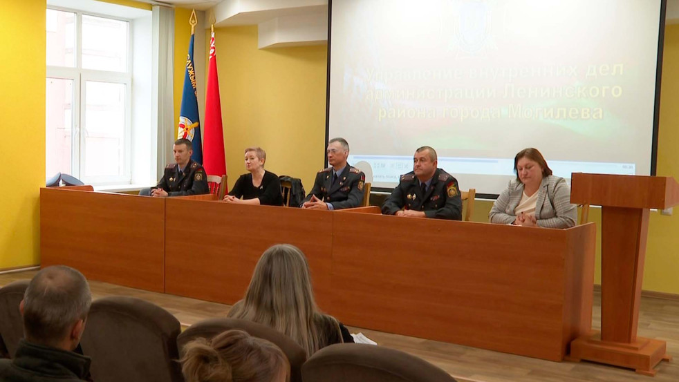 От профилактики к трудоустройству: УВД Могилёвской области помогло найти работу 10 тысячам человек