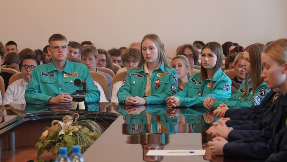 Онлайн-встреча молодёжи Беларуси и России: сохранение исторической памяти прошла в стенах БРУ