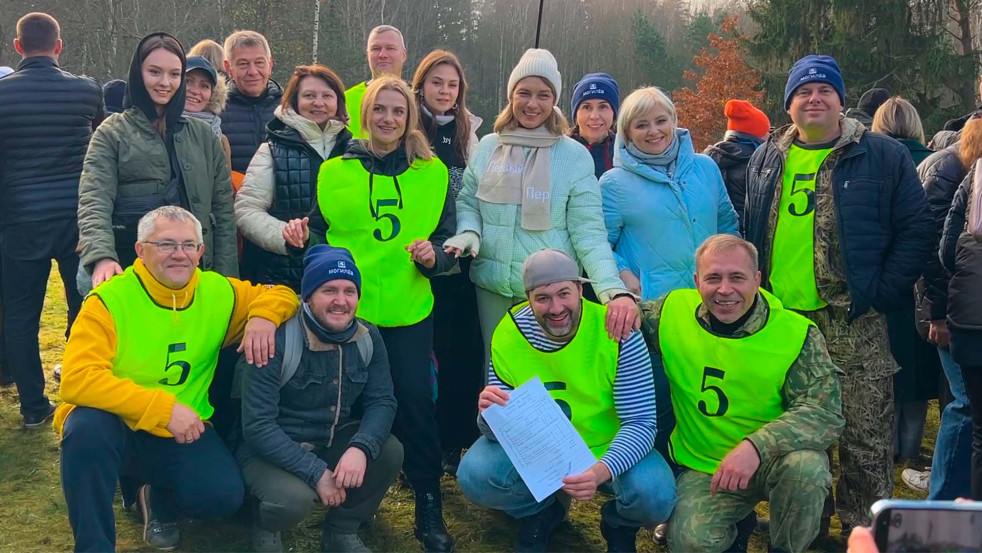 Не только перо, но и топор остёр: как журналисты рубились на IV Чемпионате по колке дров?