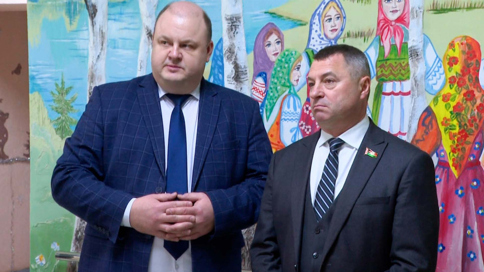 Александр Горошкин посетил социальный пансионат в Чаусском районе