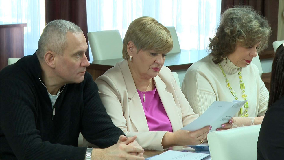 Что нужно для счастья трудовых коллективов?