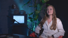 Яна Лагутёнок — домашний кондитер, которая уже 4 года превращает сахар, муку и шоколад в десертные шедевры