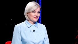 Поговорили с Заслуженной артисткой Беларуси о жизни, музыке и любви