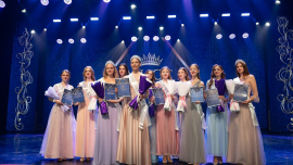 Беларусь — страна красивых, достойных, талантливых.
Почему бы не доказать это с блеском на сцене?