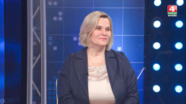 Вологина: Да, наше государство отказалось от консульских сборов. Но куда важнее дать иностранным гражданам возможность увидеть, что Беларусь – открытая, доброжелательная и независимая страна